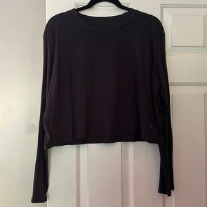 VICTORIA’S SECRET PINK LONG SLEEVED CROP TEE SHIRT